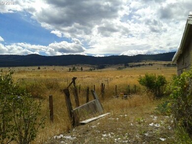 345 W 3rd St, Longcreek, OR 97856 - photo 7