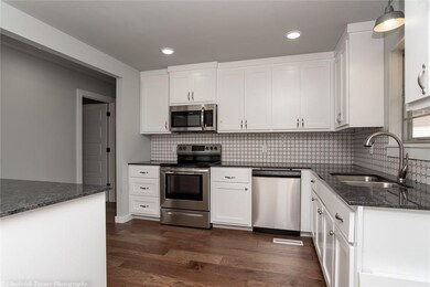 27 Evesham Ln, Bella Vista, AR 72714 - photo 5