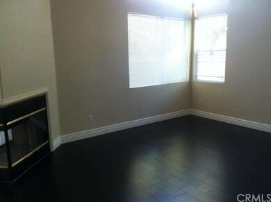 Living room with a lot of windows