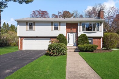 13 Lawnacre Dr, Greenville, RI 02828 - photo 2