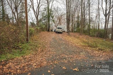 9336 Pinewood Ave, Charlotte, NC 28214 - photo 2