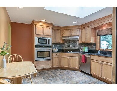 523 Shawsheen Ave, Wilmington, MA 01887 - photo 7