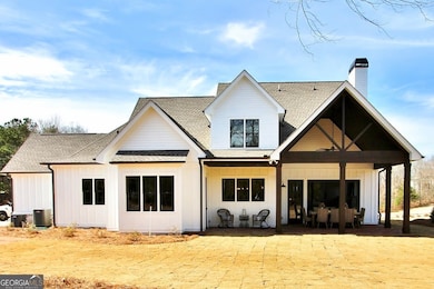 Rear exterior rendering