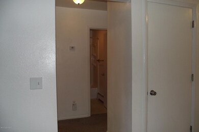 930 W 27th Ave unit 6, Anchorage, AK 99503 - photo 4