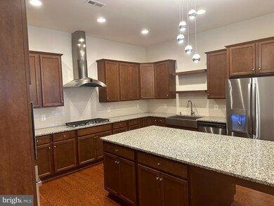 42866 Beaver Crossing Square, Ashburn, VA 20148 - photo 3