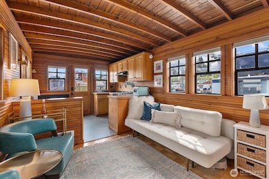 2401 N Northlake Way unit 7, Seattle, WA 98103 - photo 6