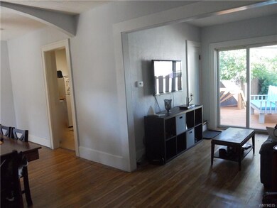 Open floor plan for entertaining