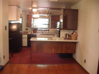 Dining Room. Dining Area into the Kitchen
