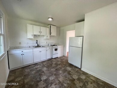 502 Williams St, Jacksonville, NC 28540 - photo 3