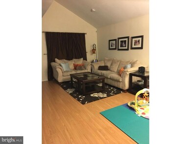 9 Georgetown Rd, Lindenwold, NJ 08021 - photo 2