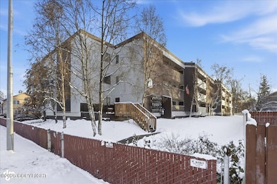 5300 E 4th Ave unit 301, Anchorage, AK 99508 - photo 6