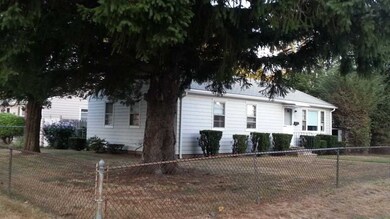 26 Laurel St, Johnston, RI 02919 - photo 3