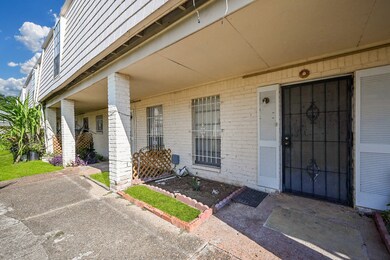 6201 Ranchester Dr unit 26, Houston, TX 77036 - photo 2