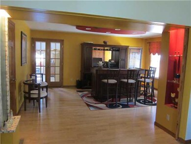 284 Selkirk Dr, North Tonawanda, NY 14120 - photo 5