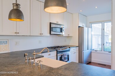 Kitchen 1b