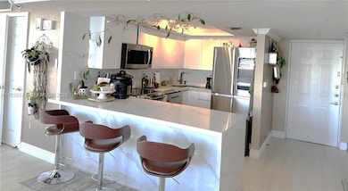 18000 N Bay Rd unit 603, Sunny Isles Beach, FL 33160 - photo 4