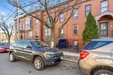 60 Catherine St, Albany, NY 12202 - photo 3