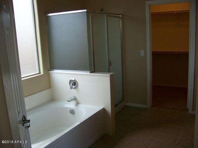 MASTER SHOWER/TUB