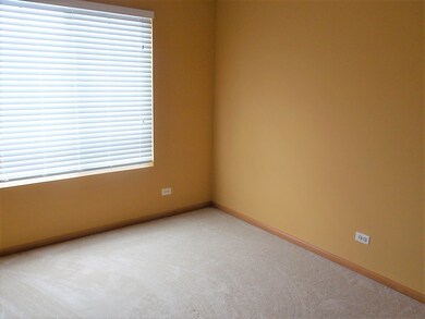 2272 Reflections Dr unit 2272, Aurora, IL 60502 - photo 3