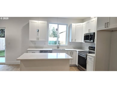 12451 SE Harold St unit 1, Portland, OR 97236 - photo 7