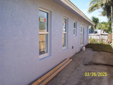 2805 SE Carroll St, Stuart, FL 34997 - photo 4