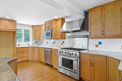 2 Fulton Rd, Andover, MA 01810 - photo 6