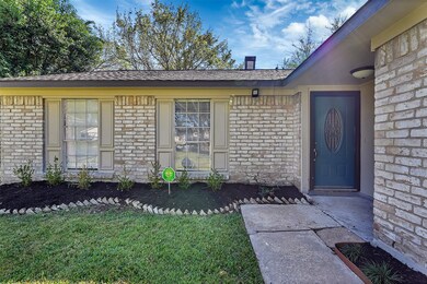 3631 Abinger Ln, Houston, TX 77088 - photo 2