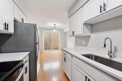 4753 Spring Cir, Minnetonka, MN 55345 - photo 6