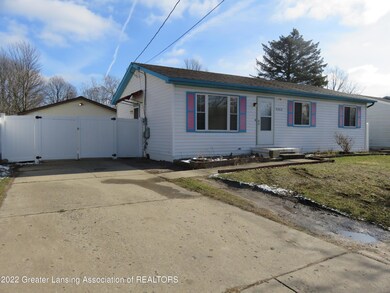5313 Hughes Rd, Lansing, MI 48911 - photo 2