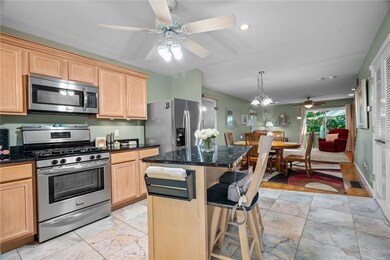 165 Holland St unit 25, Cranston, RI 02920 - photo 4