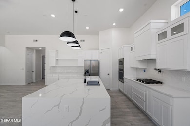 2390 Enchanted Knoll -7