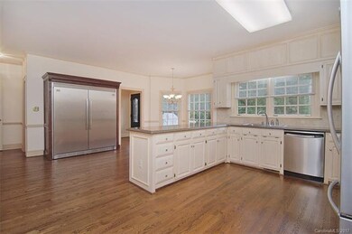 Additional built-in Professional grade refrigerato