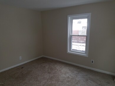 427 Hill St, Ionia, MI 48846 - photo 3