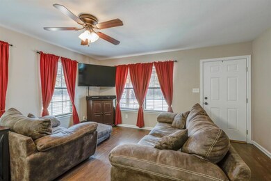 253 Victory St, Bonham, TX 75418 - photo 6
