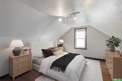 4328 Larimore Ave, Omaha, NE 68111 - photo 7