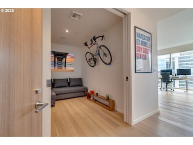 The Cosmopolitan unit 1415, Portland, OR 97209 - photo 3