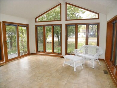 307 Hancook Rd, Plainfield, IN 46168 - photo 2