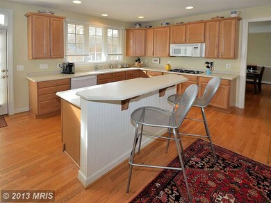 1923 Powells Landing Cir, Woodbridge, VA 22191 - photo 6