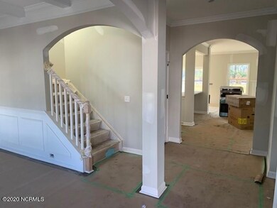 100 foyer