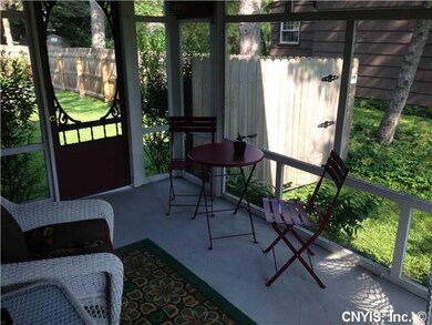 Porch - Screened