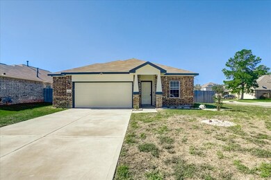 18784 Legend Oaks Dr, Magnolia, TX 77355 - photo 2