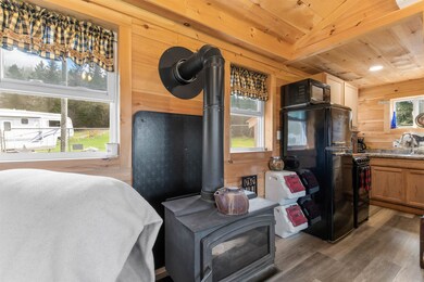 39 Silver Maple Ln, Colebrook, NH 03576 - photo 4