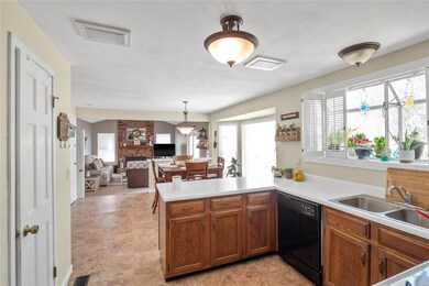 Semi open floor plan