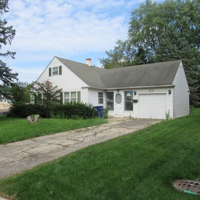 724 N Loomis St, Naperville, IL 60563 - photo 2