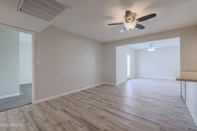 1555 E Hilton Ave, Mesa, AZ 85204 - photo 4