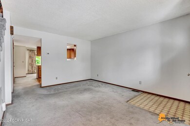 7681 Virda Lee Cir, Anchorage, AK 99507 - photo 6
