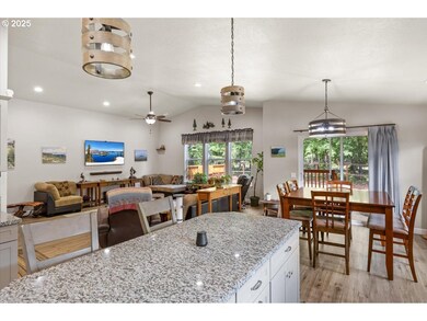 371 Cedar Ridge, Cave Junction, OR 97523 - photo 7