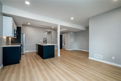 408 4th Ave SW, Cedar Rapids, IA 52404 - photo 5