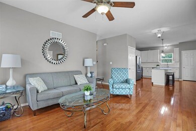Tasteful Neutral Decor!