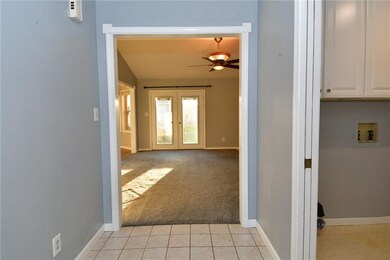 322 West St, Whiteland, IN 46184 - photo 5